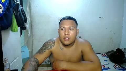 jhonny_marin online show from February 18, 2025, 4:37 am