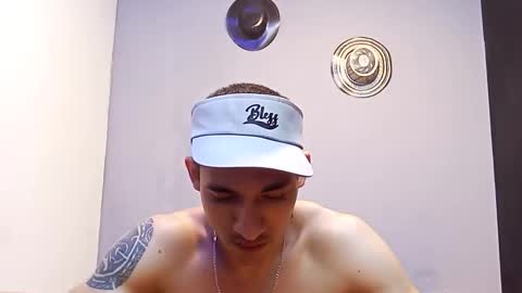 jhonny_thes28 online show from November 10, 2025, 9:30 am