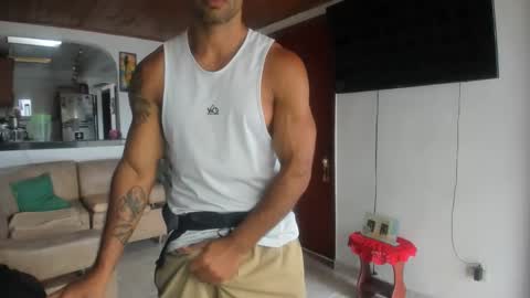 Snapshot of jhonnyxxfitnexx chatting on November 18, 2025, 7:07 pm jh online show from November 18, 2025, 7:07 pm