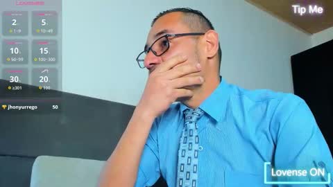 Jhony Alzate online show from March 18, 2026, 2:04 am