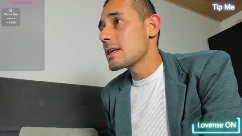 Jhony Alzate online show from April 9, 2026, 2:44 am