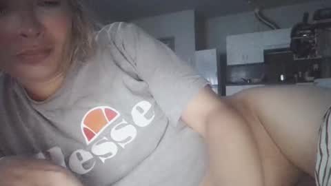 Snapshot of jhopeftw chatting on October 7, 2025, 10:56 am Anya online show from October 7, 2025, 10:56 am