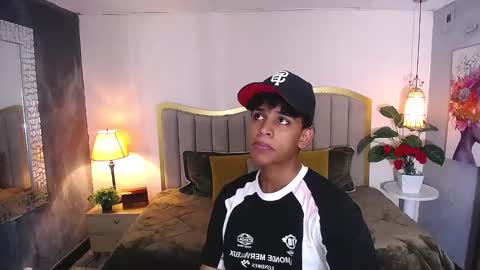 jhos online show from December 1, 2025, 1:38 pm