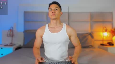 Jhosua Hunt online show from November 11, 2025, 12:21 am