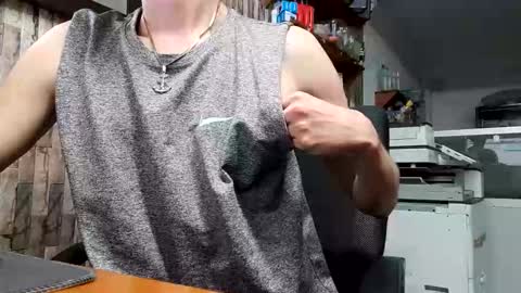 Jhosuamoore  online show from January 13, 2026, 11:54 pm