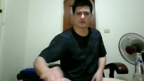 jhwozy online show from November 15, 2025, 8:38 pm