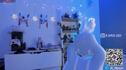 Snapshot of ji_hyun chatting on December 4, 2024, 5:38 am Ji online show from December 4, 2024, 5:38 am