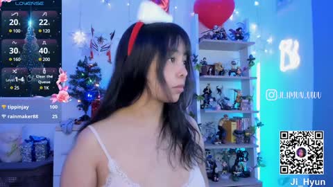 Snapshot of ji_hyun chatting on December 10, 2024, 2:16 am Ji online show from December 10, 2024, 2:16 am