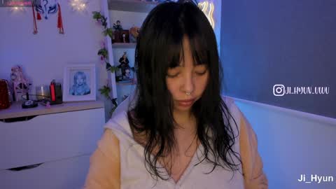 Snapshot of ji_hyun chatting on December 12, 2024, 5:52 am Ji online show from December 12, 2024, 5:52 am