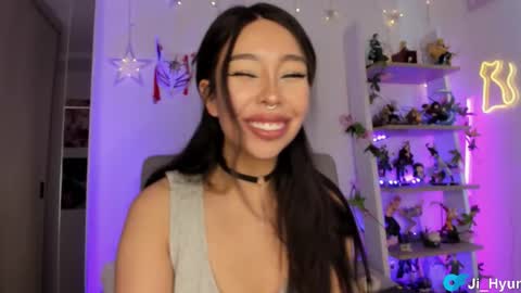 Snapshot of ji_hyun chatting on September 9, 2025, 10:31 pm Ji online show from September 9, 2025, 10:31 pm