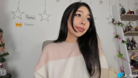 Snapshot of ji_hyun chatting on December 20, 2025, 3:02 am Ji online show from December 20, 2025, 3:02 am