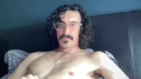 Jigz1986 online show from May 29, 2026, 10:46 am
