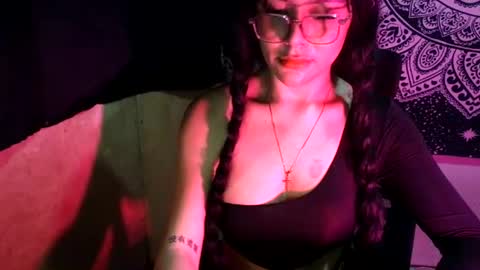 jillian_fuckdoll online show from June 17, 2026, 9:05 pm