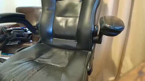 jim74122 online show from March 25, 2026, 12:38 am