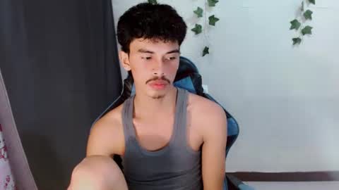 Snapshot of jim_cumxx chatting on October 10, 2025, 9:41 am JIMBOY online show from October 10, 2025, 9:41 am