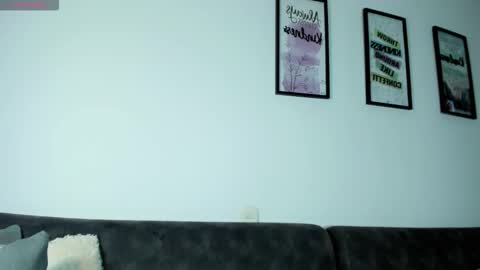 Snapshot of jimecris chatting on September 28, 2025, 2:39 am  Cris J  online show from September 28, 2025, 2:39 am