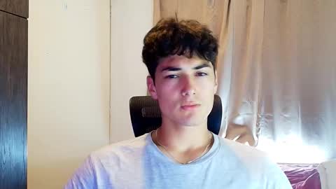 Snapshot of jimmy_classic chatting on November 15, 2025, 7:21 pm jimmy_classic online show from November 15, 2025, 7:21 pm