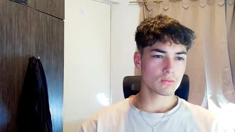 Snapshot of jimmy_classic chatting on November 23, 2025, 6:52 pm jimmy_classic online show from November 23, 2025, 6:52 pm