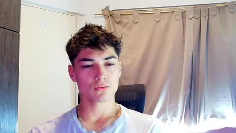 Snapshot of jimmy_classic chatting on November 24, 2025, 7:02 pm jimmy_classic online show from November 24, 2025, 7:02 pm