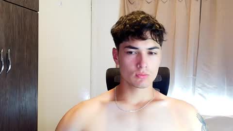 Snapshot of jimmy_classic chatting on December 1, 2025, 6:02 pm jimmy_classic online show from December 1, 2025, 6:02 pm