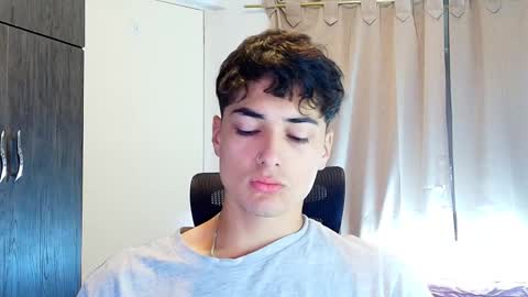 Snapshot of jimmy_classic chatting on December 2, 2025, 2:23 pm jimmy_classic online show from December 2, 2025, 2:23 pm