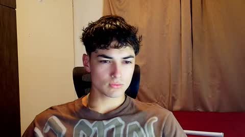 Snapshot of jimmy_classic chatting on December 17, 2025, 9:10 pm jimmy_classic online show from December 17, 2025, 9:10 pm