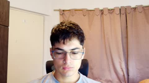 Snapshot of jimmy_classic chatting on February 19, 2026, 1:40 pm jimmy_classic online show from February 19, 2026, 1:40 pm