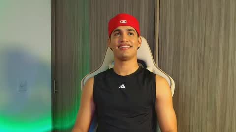 Snapshot of jimmy_leeh_ chatting on November 10, 2025, 4:22 am Jimmy Leeh online show from November 10, 2025, 4:22 am