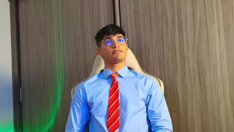 Snapshot of jimmy_leeh_ chatting on November 22, 2025, 5:39 am Jimmy Leeh online show from November 22, 2025, 5:39 am