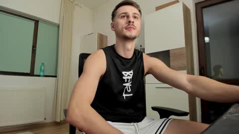 Snapshot of jimmys_style chatting on November 1, 2025, 4:42 pm AlphaJimmy online show from November 1, 2025, 4:42 pm