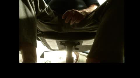 jimwellhung online show from February 4, 2025, 4:26 am