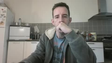 jin16000 online show from October 21, 2025, 7:42 am