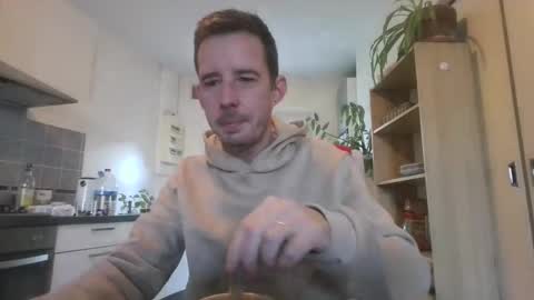 jin16000 online show from November 11, 2025, 8:03 am