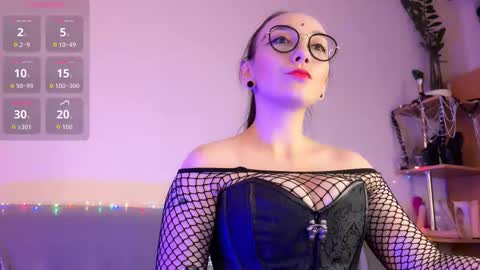 jinhee_tiny online show from November 24, 2025, 12:05 pm