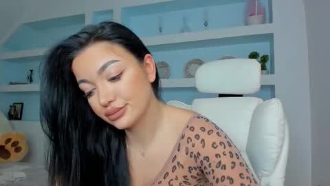 Snapshot of jisselle chatting on January 18, 2026, 5:39 pm Juliee online show from January 18, 2026, 5:39 pm