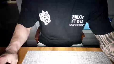 JJ yoyo online show from November 20, 2025, 12:33 am