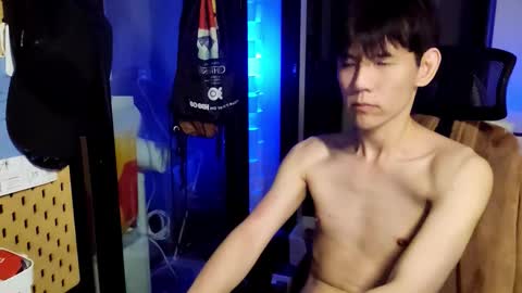 jj_jayjayq online show from December 19, 2025, 7:48 am