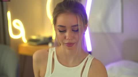 Jenny online show from January 15, 2026, 8:19 am