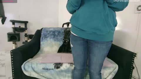 Nicole  Allen online show from December 27, 2024, 1:00 am