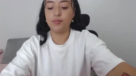 Snapshot of jjulietha95 chatting on December 29, 2024, 3:24 pm Julieta online show from December 29, 2024, 3:24 pm