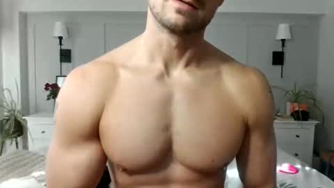 JK online show from October 28, 2025, 9:46 am