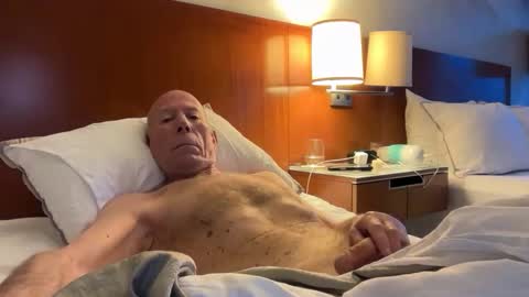 jlk7777 online show from April 2, 2026, 2:04 pm