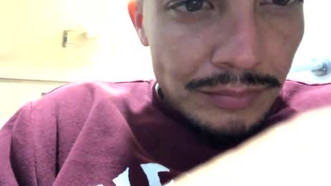 Snapshot of jmartel92 chatting on February 15, 2025, 1:05 pm jmartel92 online show from February 15, 2025, 1:05 pm