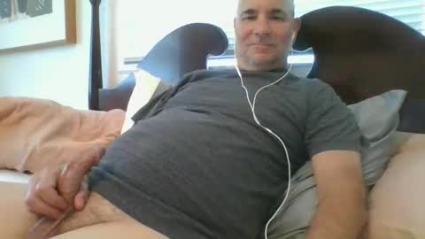 jmichael50 online show from October 25, 2025, 6:35 pm