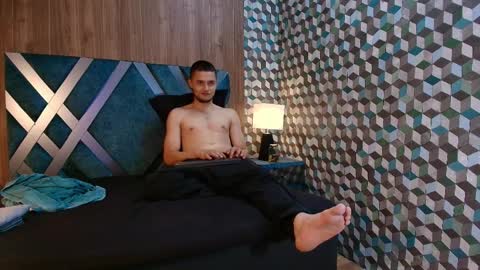  Joao online show from April 7, 2026, 9:15 pm