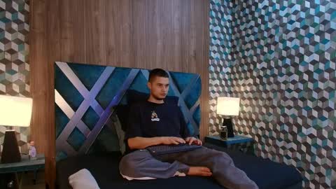  Joao online show from April 8, 2026, 8:53 pm