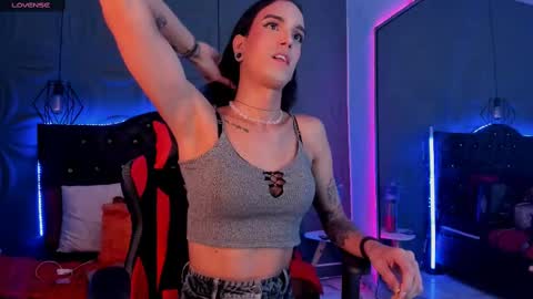 Joa Isaza     online show from February 20, 2025, 9:55 am