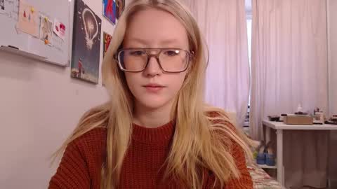 joan_kiss online show from September 15, 2025, 11:32 am