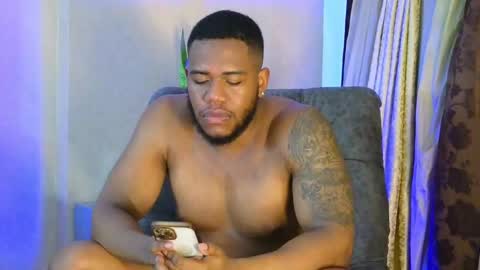 JOAN SAENZ online show from September 15, 2025, 9:04 pm