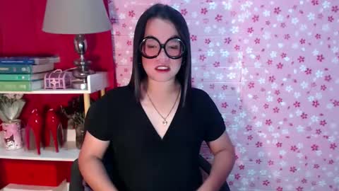 Joana online show from November 20, 2025, 7:35 pm